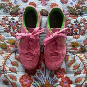PUMA Pink Sneakers with Green Accents